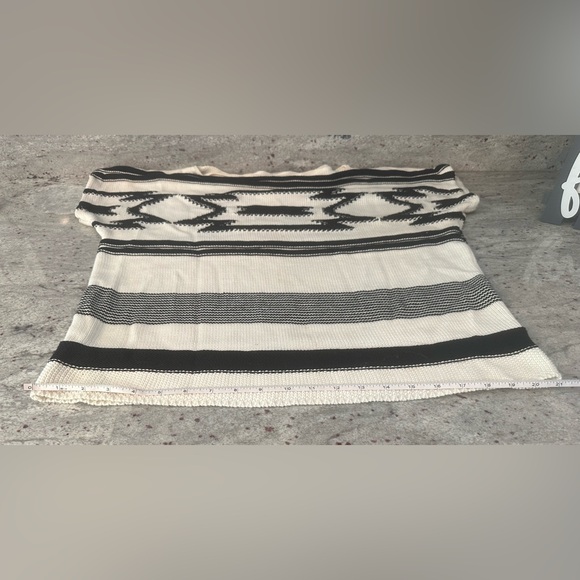 Lauren Ralph Lauren Aztec Sweater - Picture 7 of 9